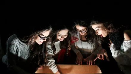 Mi a klnbsg a vrosi jtkok s a szabadulszobk kztt?