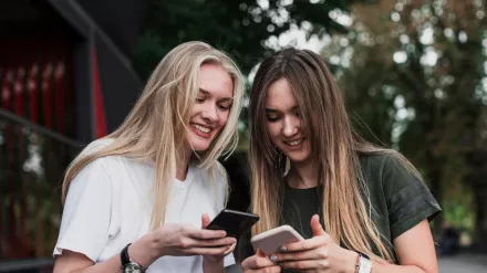 Vrosi jtkok bartokkal s csalddal - kzs lmnyek a vros utcin